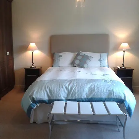 Riverside House Отель типа 